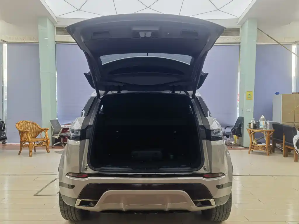 Land Rover Evoque PHEV 2024 — фото 14