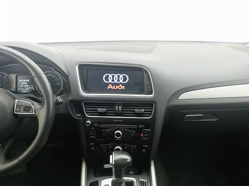 Audi Q5 2017 — фото 12