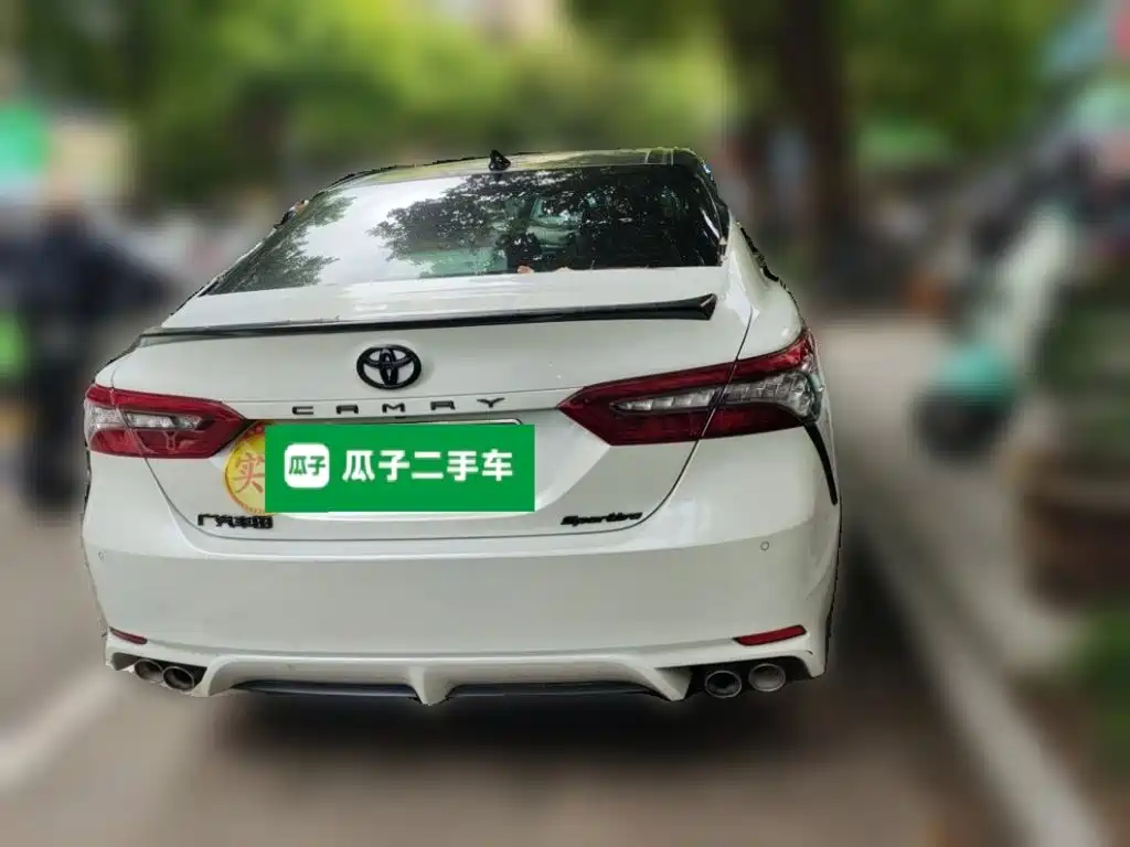 Toyota Camry 2022 — фото 3