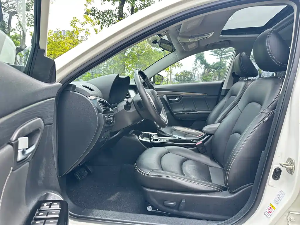 GAC Motor Trumpchi GA6 2019 — фото 12