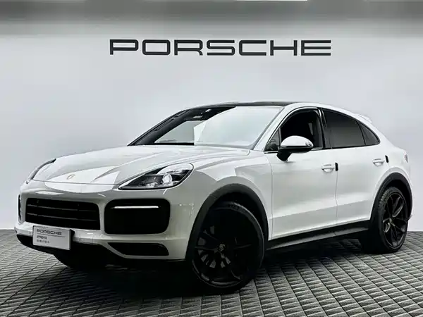 Porsche Cayenne 2022