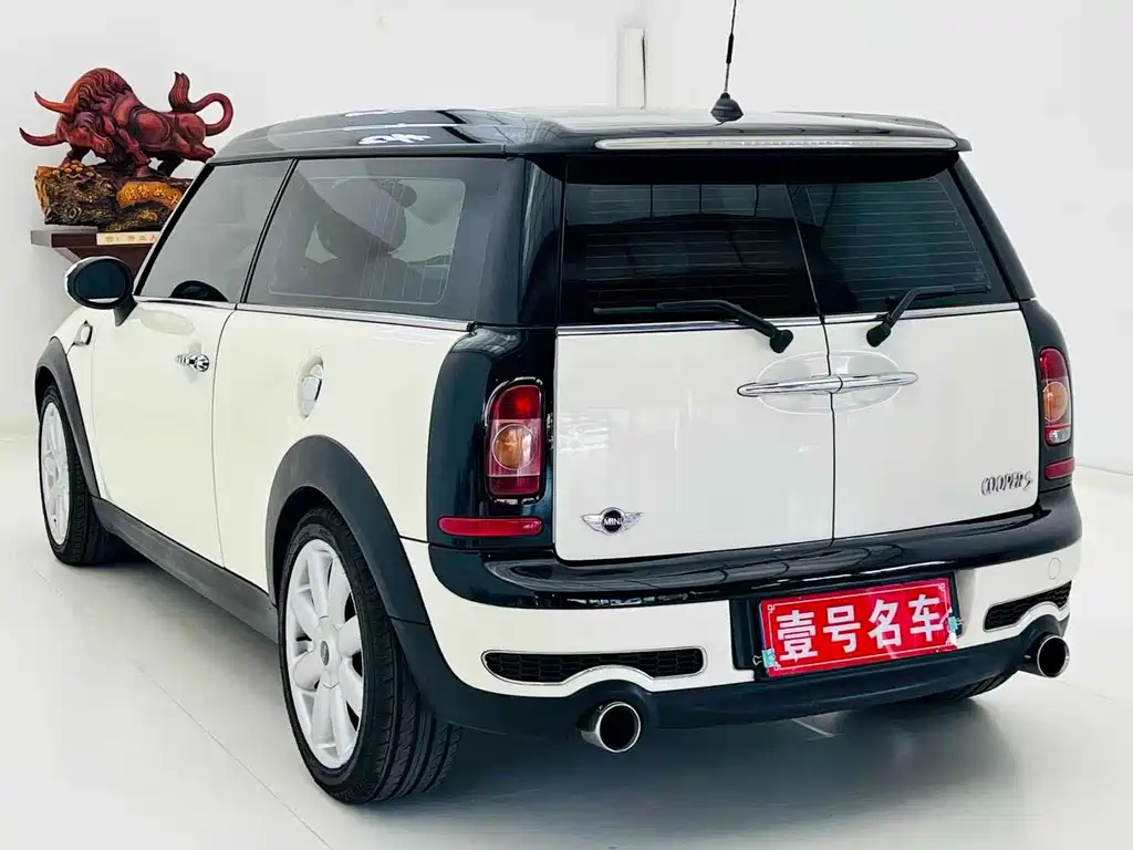 MINI Clubman 2010