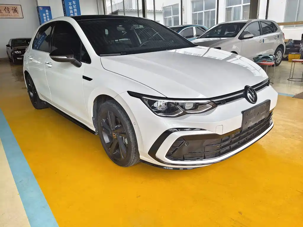 Volkswagen Golf 2022