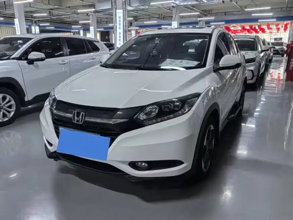 Honda Vezel 2016