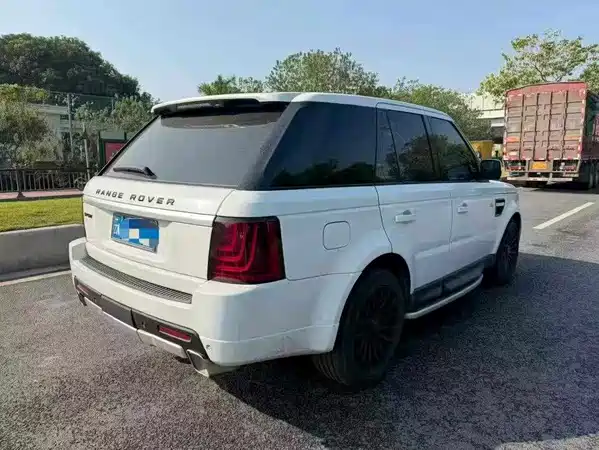 Land Rover Range Rover Sport 2012