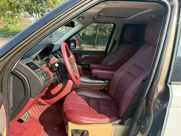 Land Rover Range Rover Sport 2012