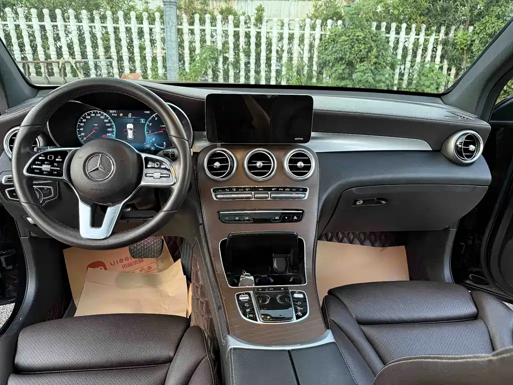 Mercedes-Benz GLC 2019