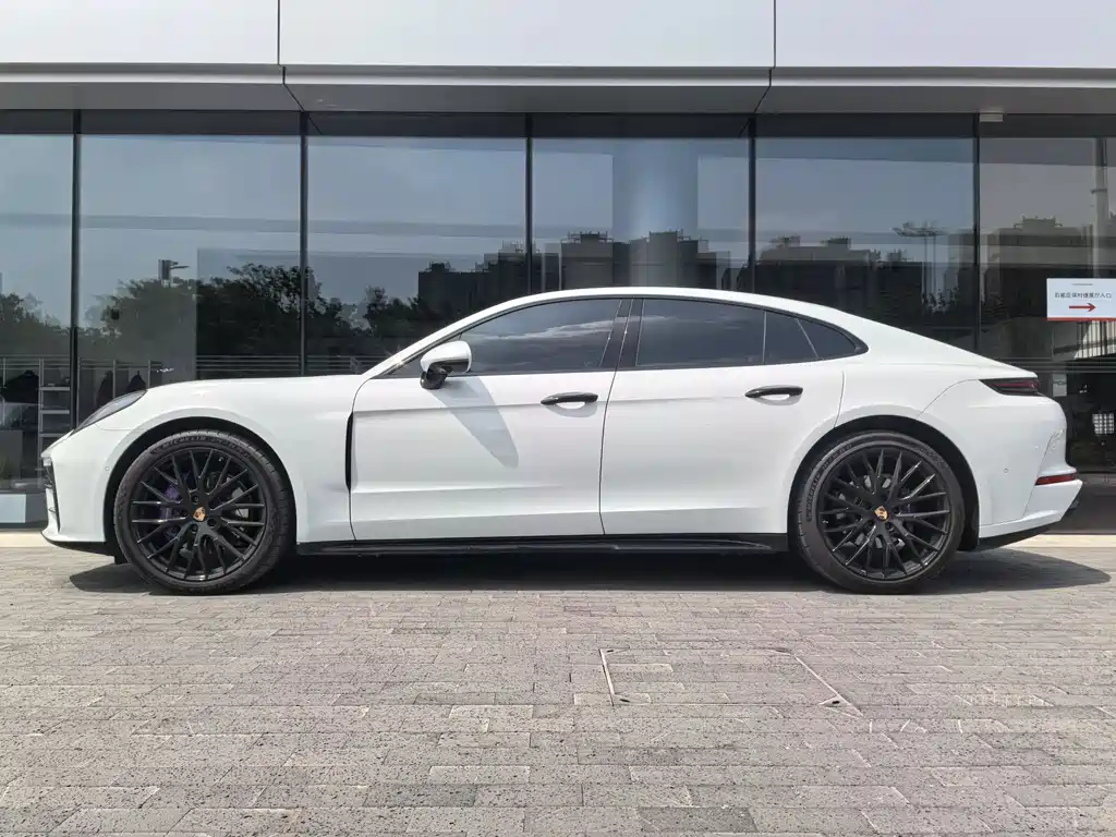 Porsche Panamera 2025 — фото 13