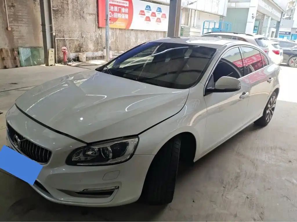 Volvo S60 2019