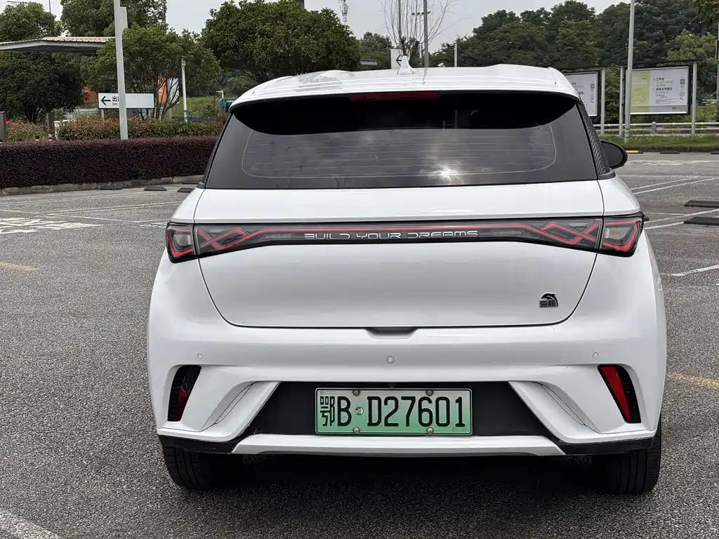 BYD Dolphin 2021 — фото 11