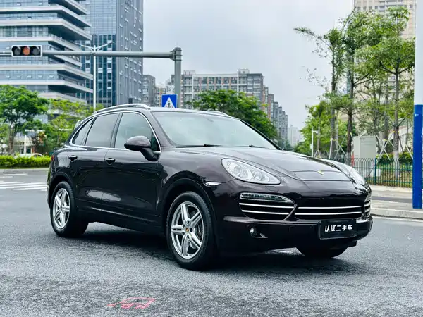 Porsche Cayenne 2014