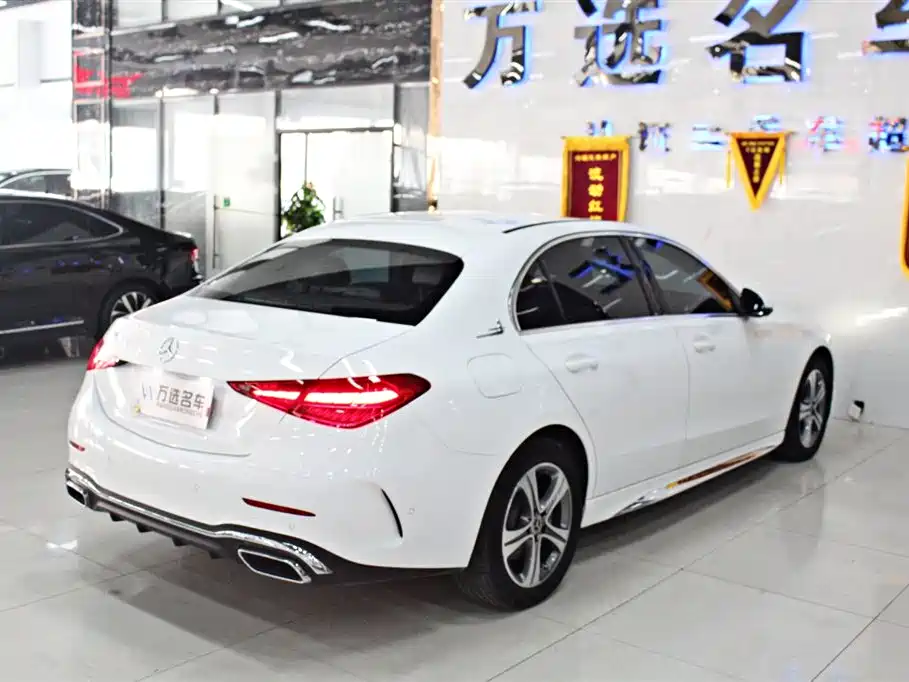 Mercedes-Benz C-Class 2022 — фото 16