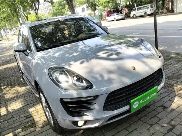 Porsche Macan 2015
