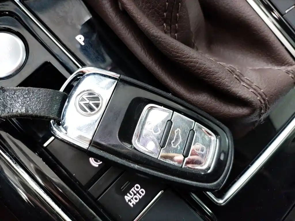 Volkswagen Phideon 2023 — фото 17