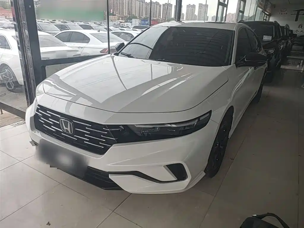 Honda Accord 2025 — фото 1