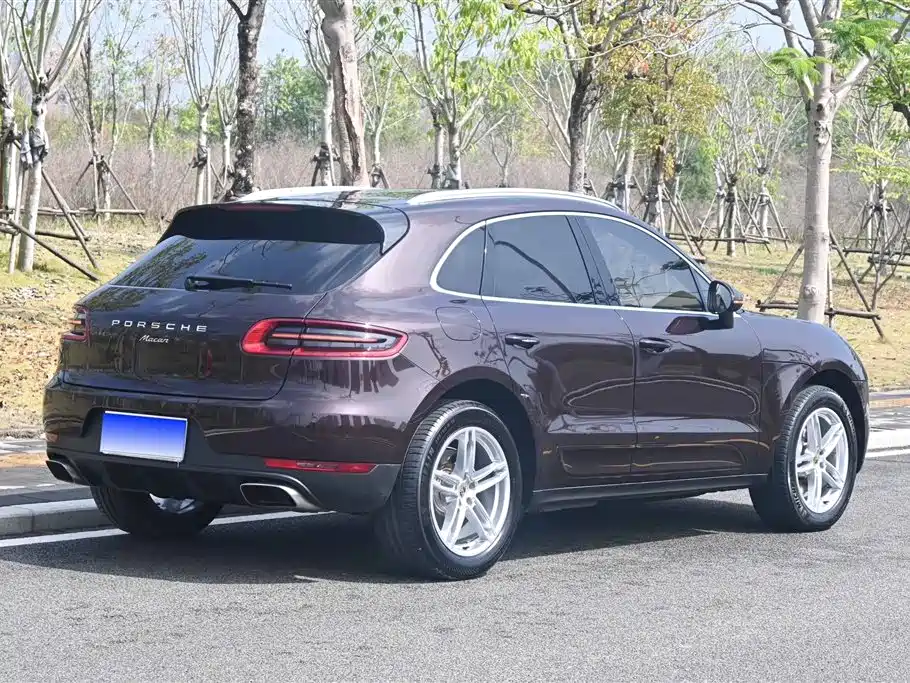 Porsche Macan 2014