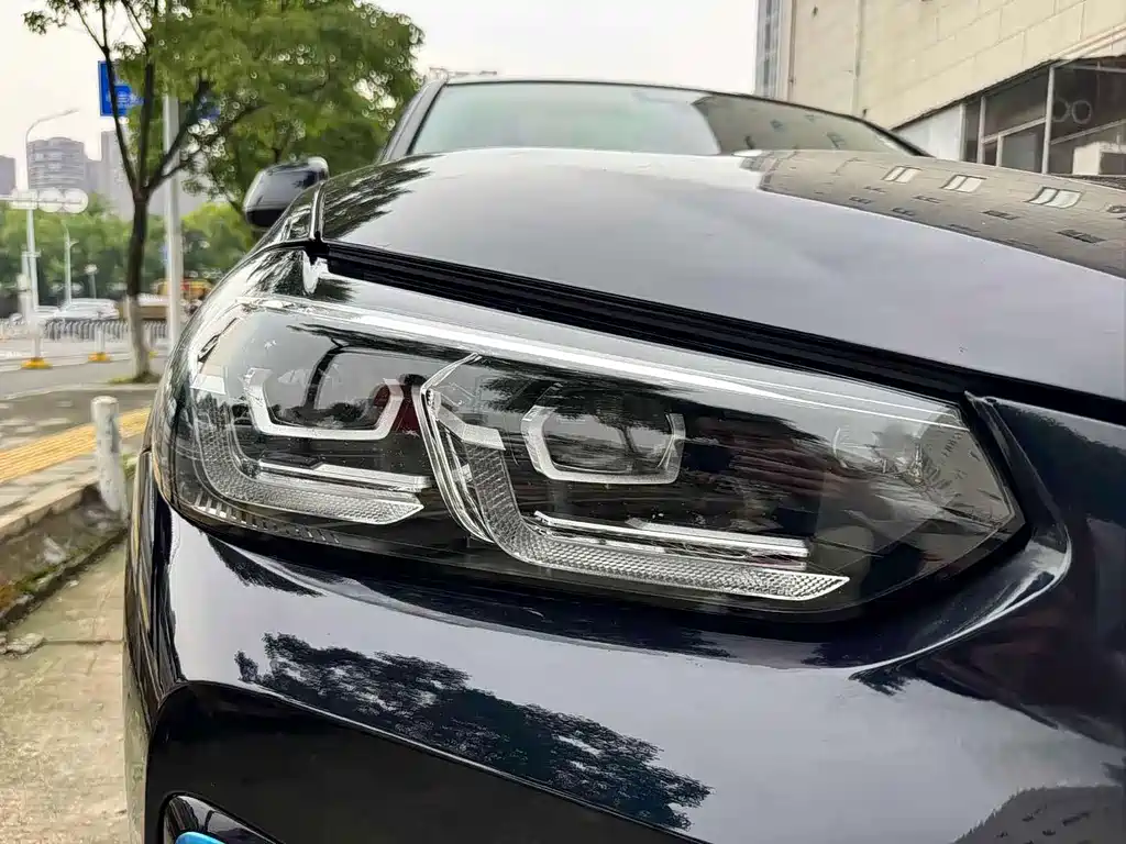BMW iX3 2021 — фото 13
