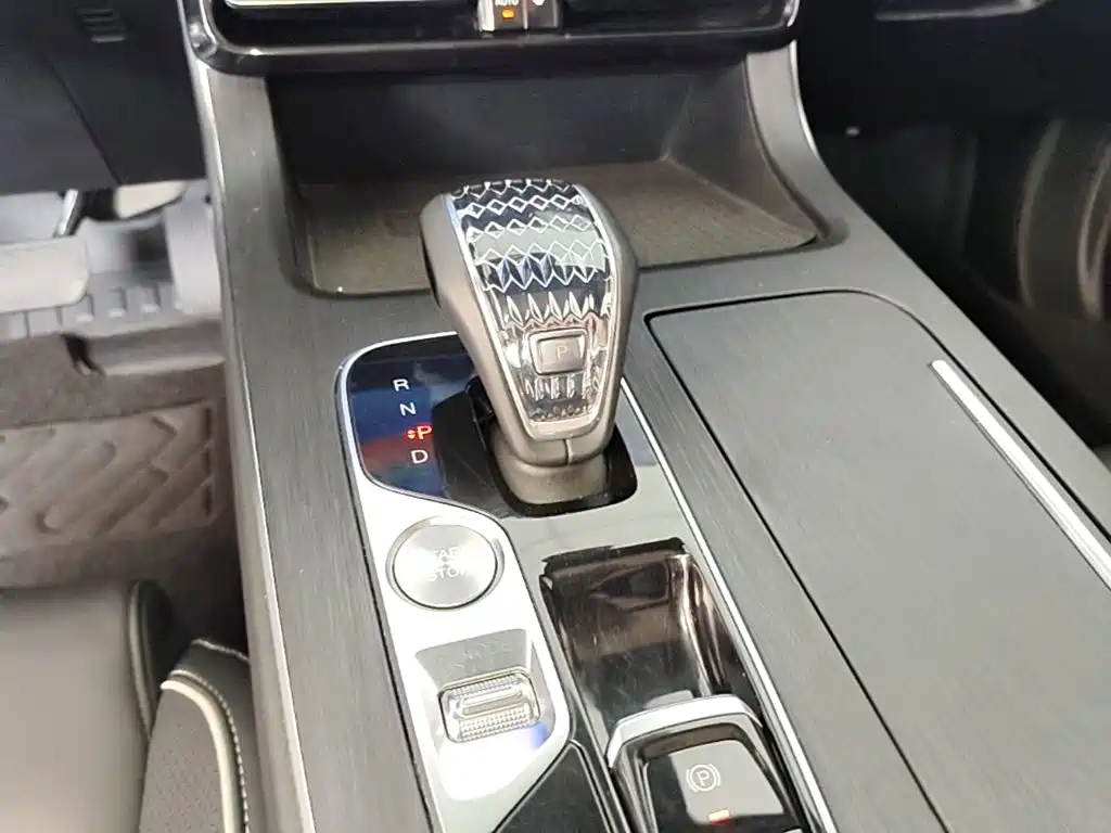 GAC Trumpchi GS8 2022 — фото 14