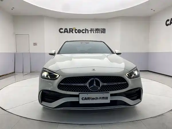 Mercedes-Benz C-Class 2024