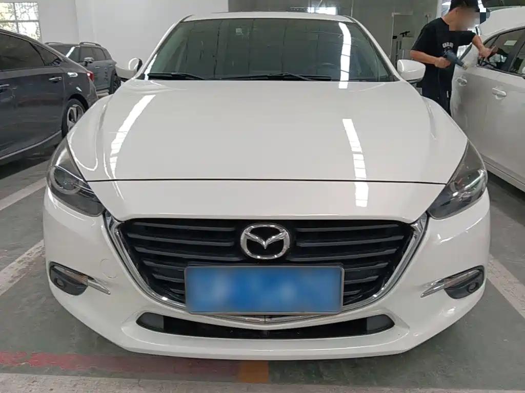 Mazda 3 Axela 2019