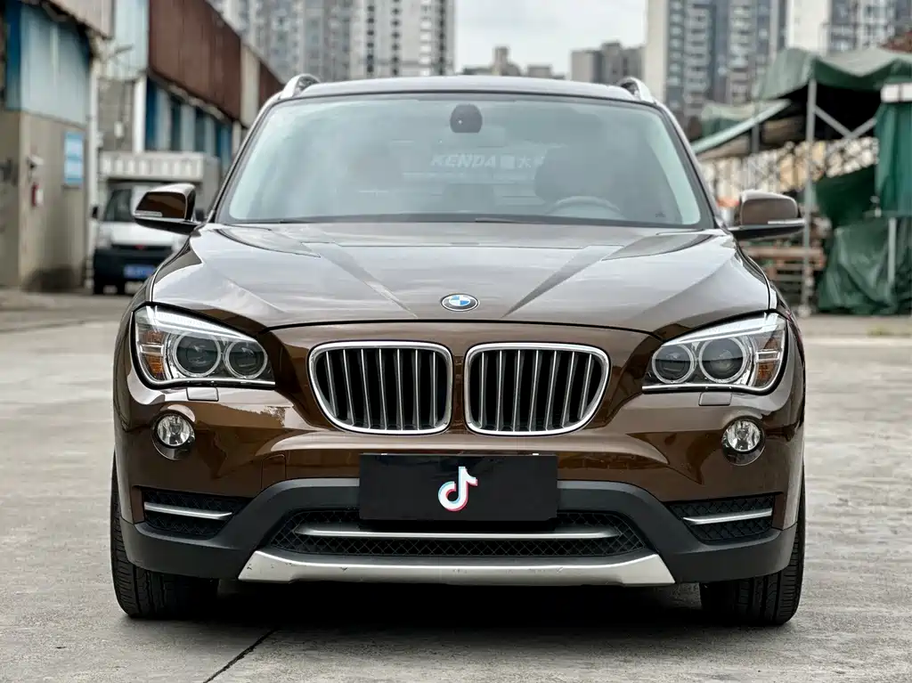BMW X1 2013 — фото 2