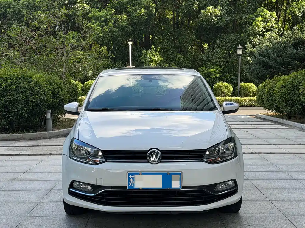 Volkswagen Polo 2016 — фото 1
