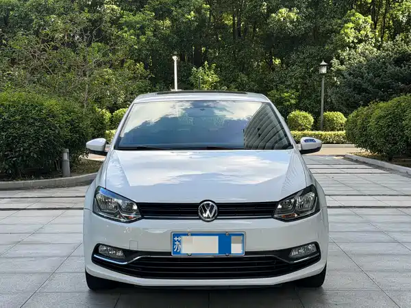 Volkswagen Polo 2016