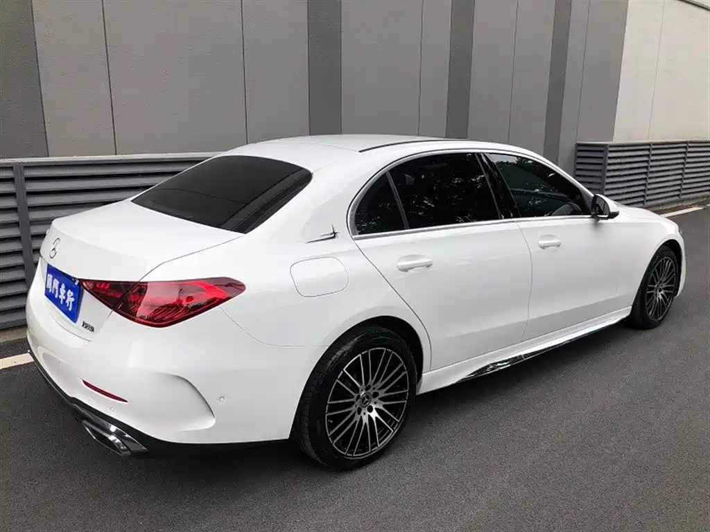 Mercedes-Benz C-Class 2023 — фото 13
