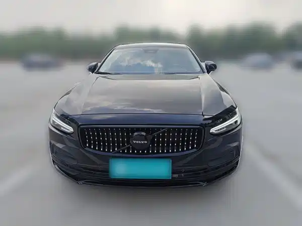 Volvo S90 2023