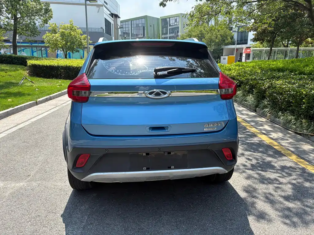 Chery Tiggo 3xe 2018 — фото 8