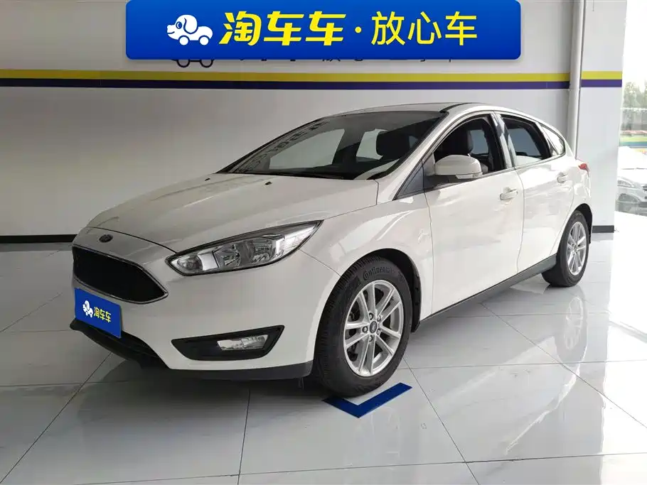 Ford Focus 2018 — фото 1