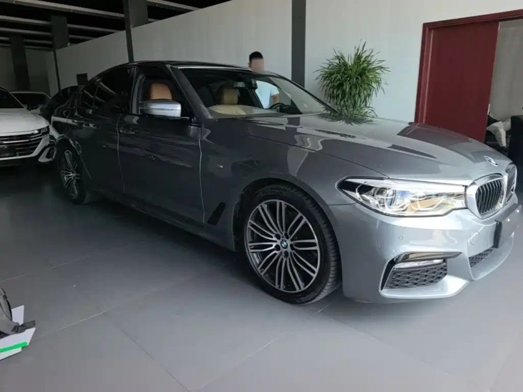 BMW 5 Series 2018