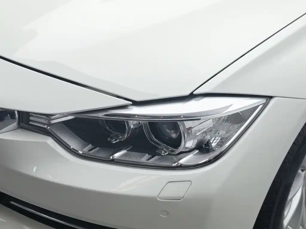 BMW 3 Series 2013