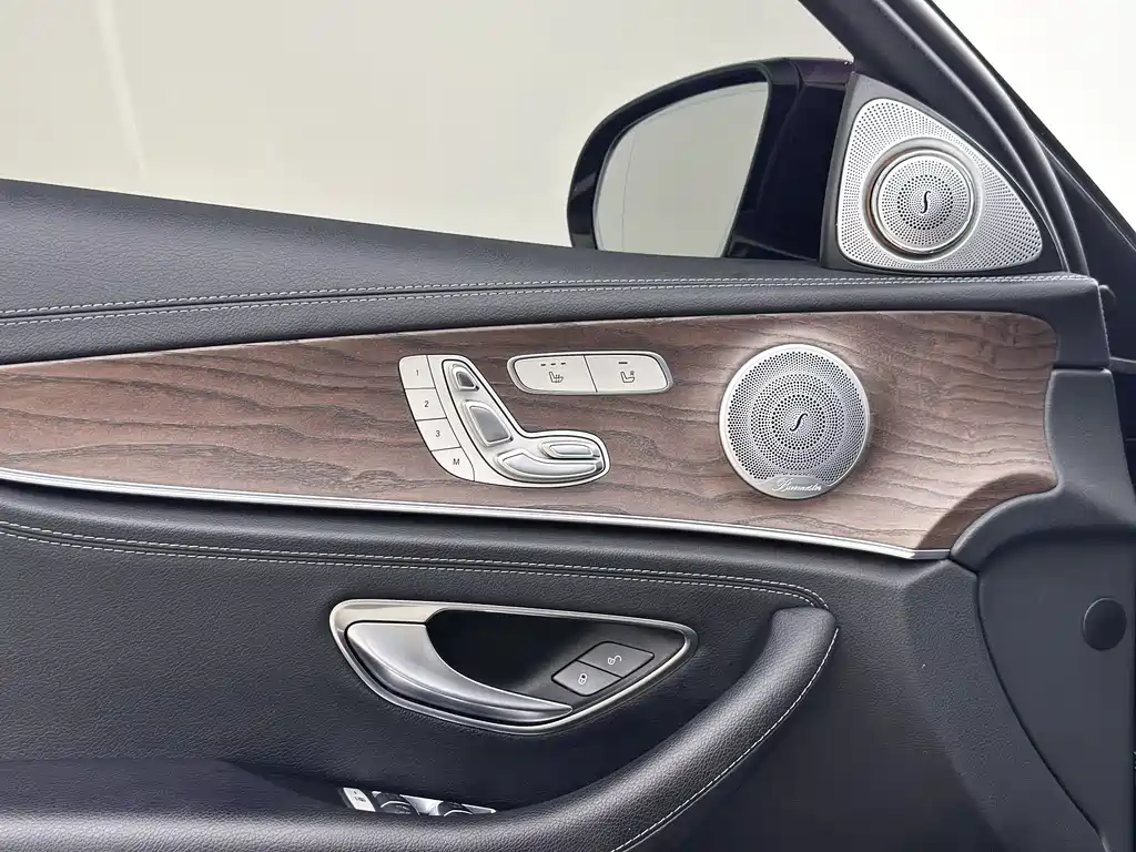 Mercedes-Benz E-Class New Energy 2020 — фото 10