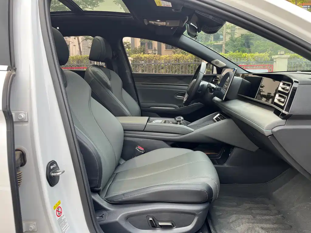 BYD Qin L 2025 — фото 15