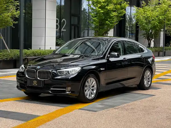 BMW 5 Series GT 2011