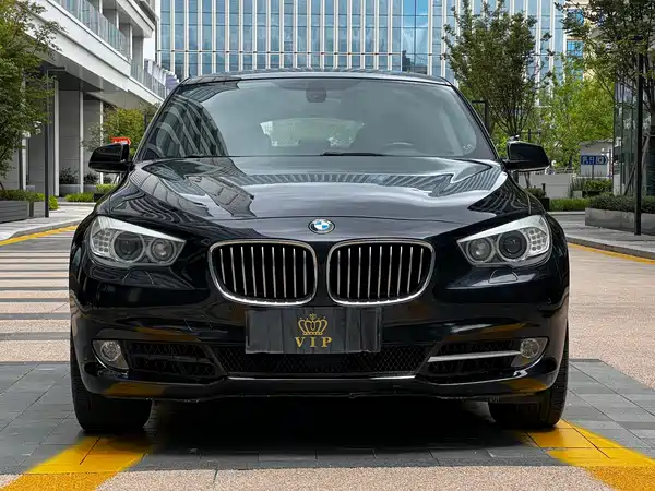 BMW 5 Series GT 2011