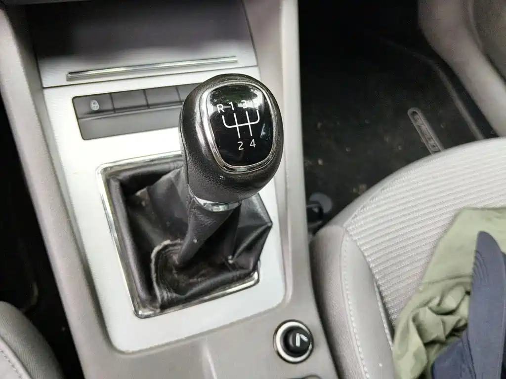 Skoda Octavia 2015 — фото 15