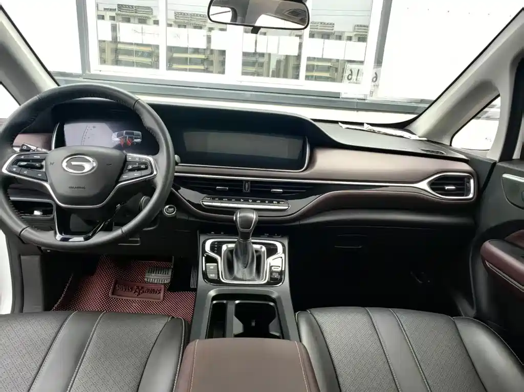 GAC Motor Trumpchi M6 2021 — фото 21