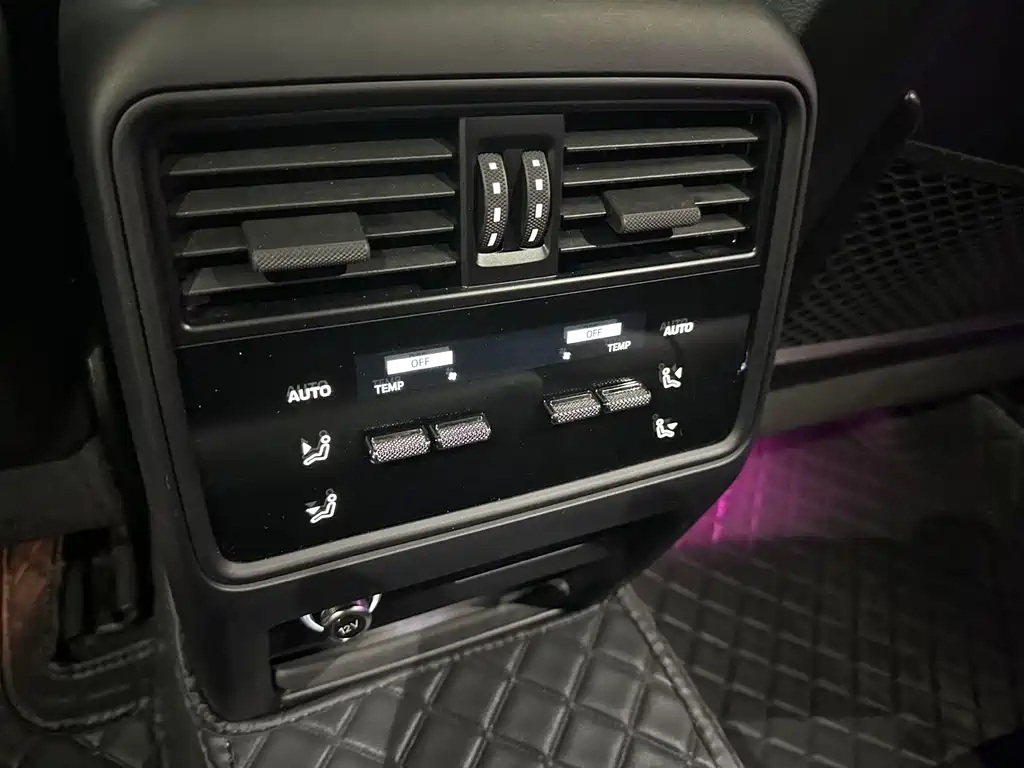 Porsche Cayenne 2025 — фото 16