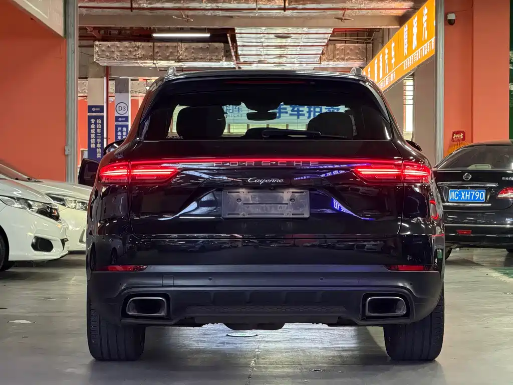 Porsche Cayenne 2018 — фото 7