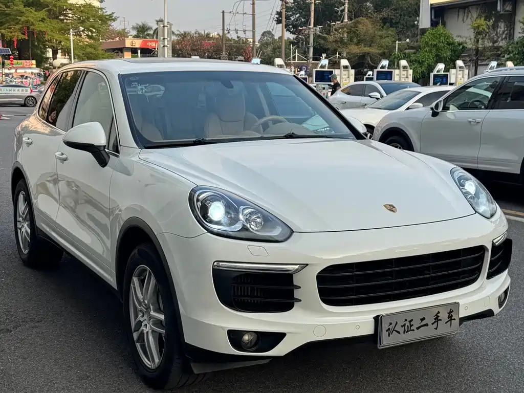 Porsche Cayenne 2017 — фото 3