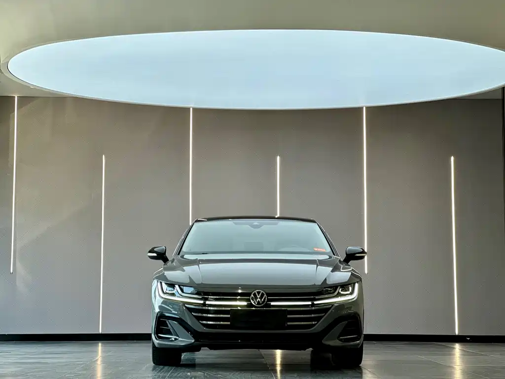 Volkswagen CC 2022 — фото 2