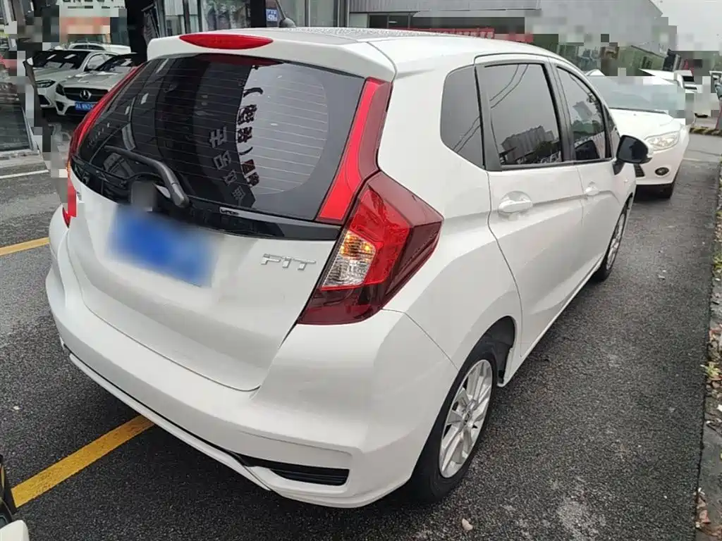 Honda Fit 2020 — фото 7