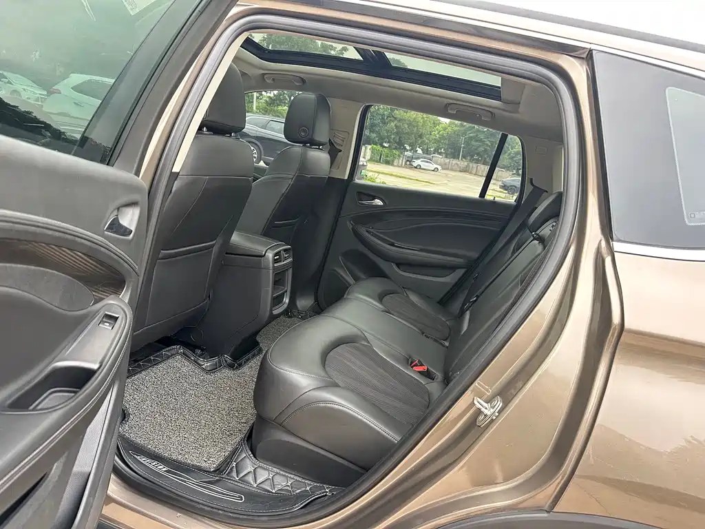 Buick Envision Plus 2018 — фото 9