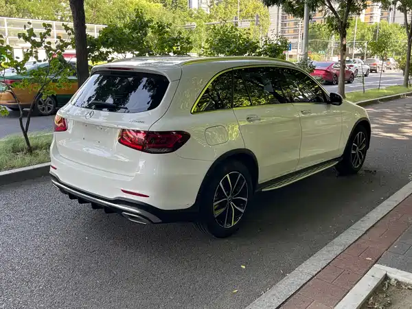 Mercedes-Benz GLC 2021