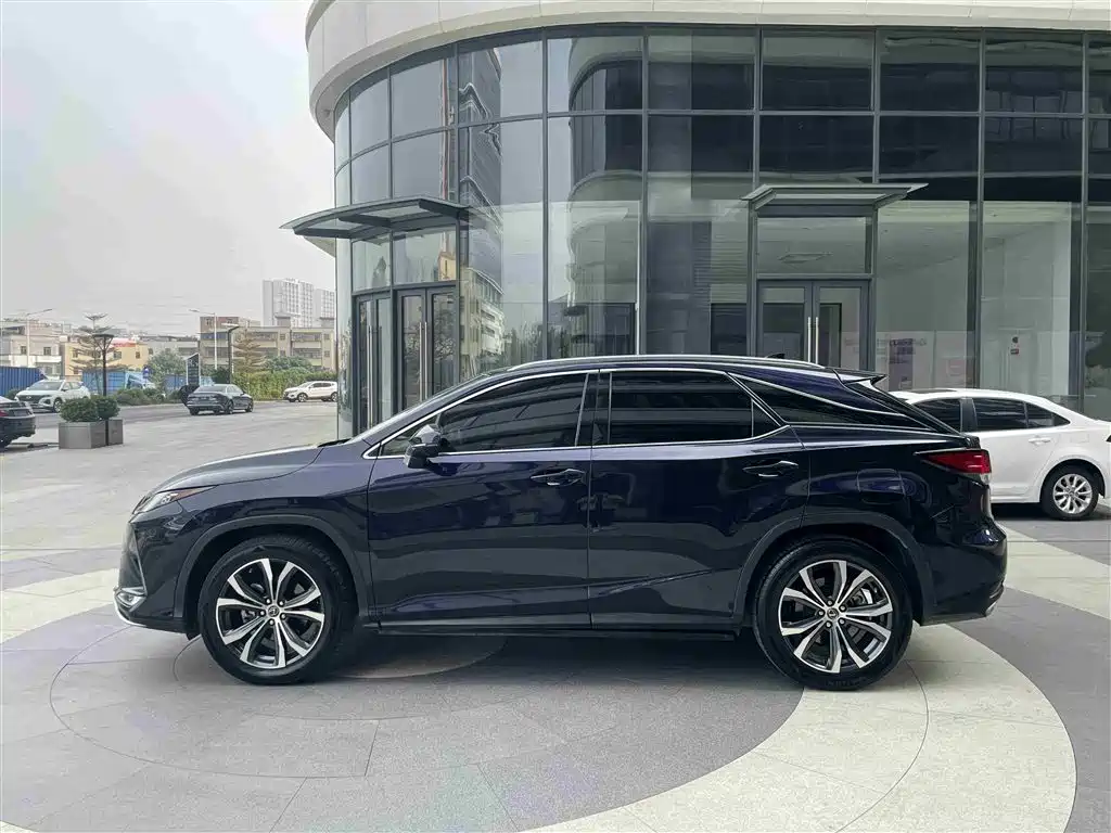 Lexus RX 2021 — фото 19