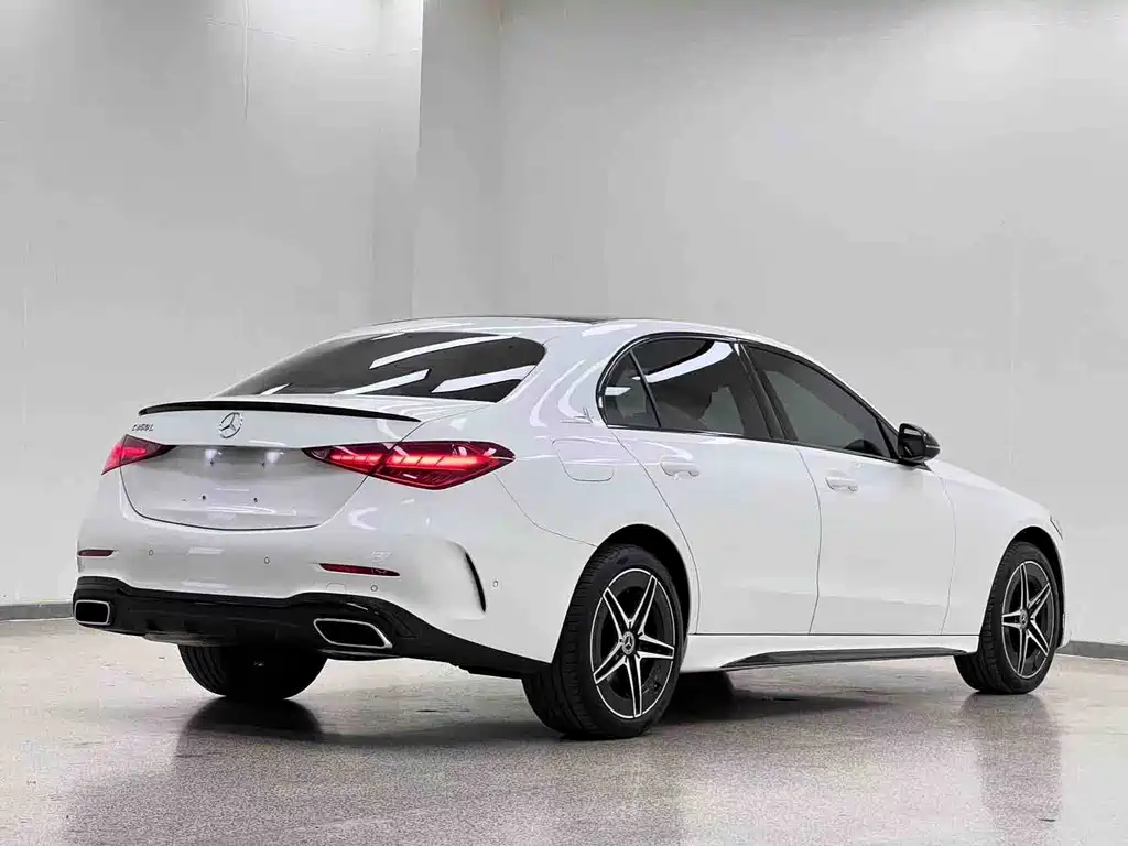 Mercedes-Benz C-Class 2024 — фото 26