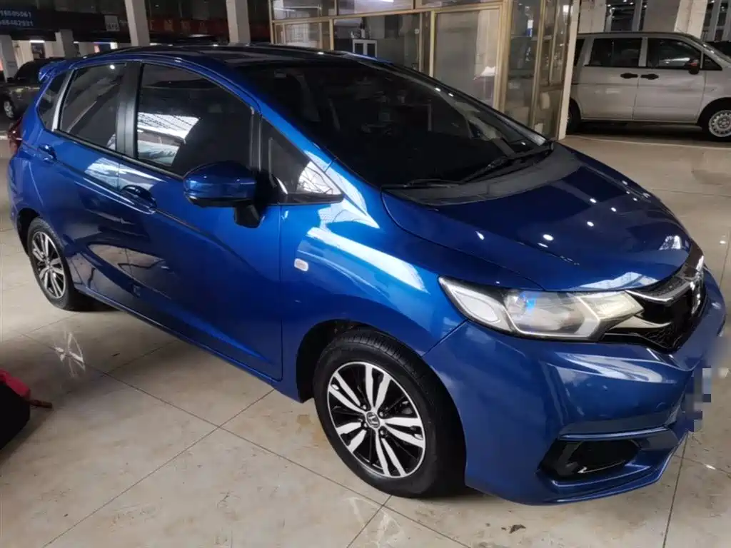 Honda Fit 2018 — фото 4