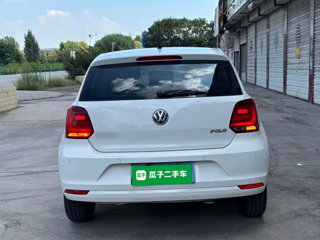 Volkswagen Polo 2016